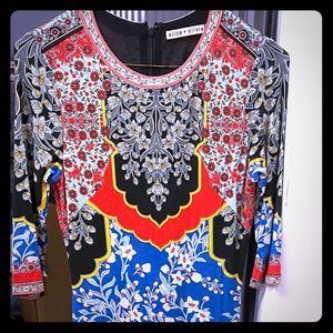 Alice & Olivia Delora fitted midi dress